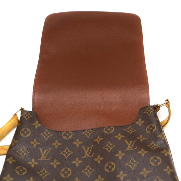 21 5984 8 Louis Vuitton Musette Shoulder Bag Monogram Brown