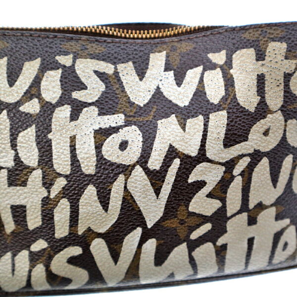 21 7007 11 Louis Vuitton Pochette Accessory Pouch Monogram Graffiti Brown White