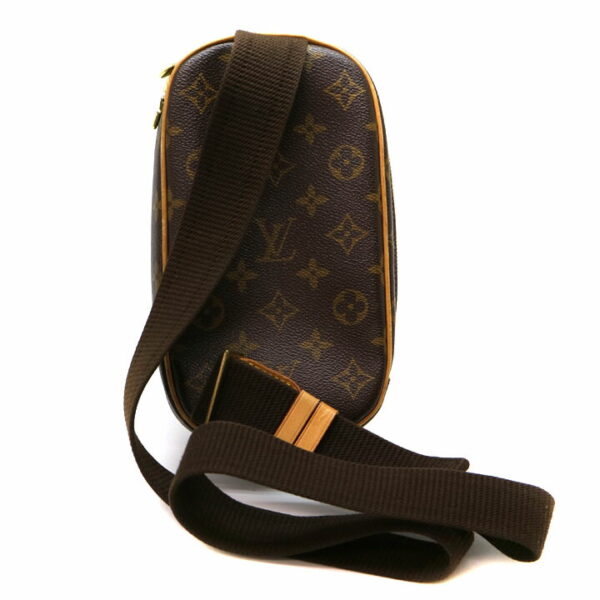 21 7867 2 Louis Vuitton Pochette Ganju Body Bag Monogram Brown