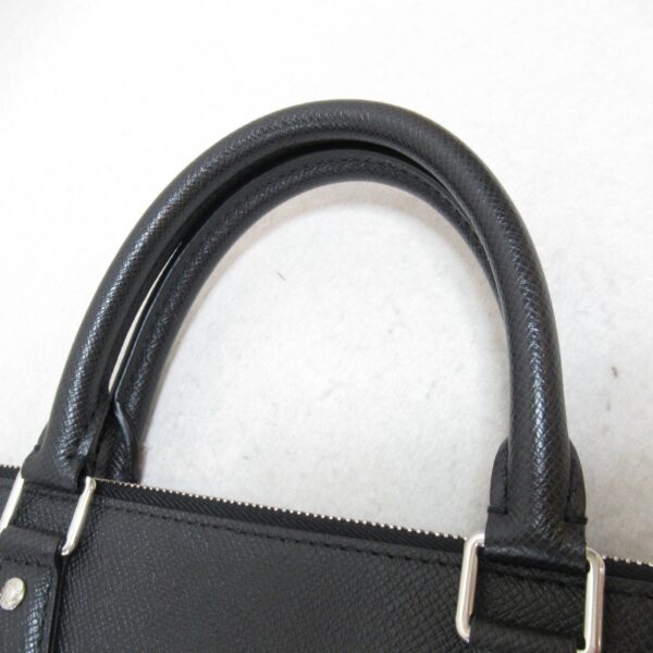 2100301098589 8 Louis Vuitton Tote Bag Taiga Black