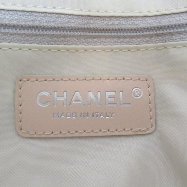 2100301108844 10 CHANEL Travel Line Tote MM Nylon