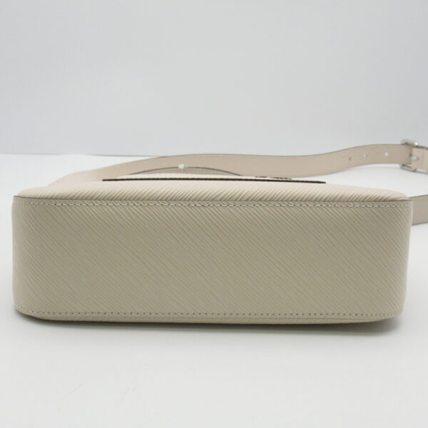 2100301132207 6 Louis Vuitton Marelle Epi Shoulder Bag White