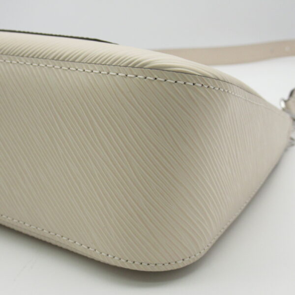 2100301132207 7 Louis Vuitton Marelle Epi Shoulder Bag White