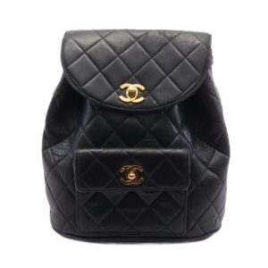 2100301133662 1 Chanel 22B Quilted Smooth Calfskin Maxi Hobo