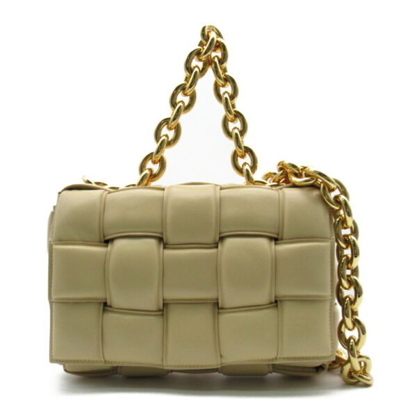 2100301135536 1 Bottega Veneta Chain Cassette Lambskin Shoulder Bag Beige