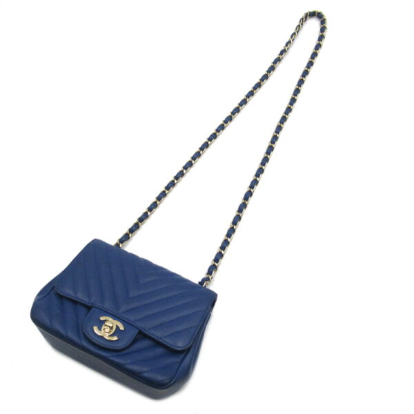 2101217369268 5 CHANEL V Stitch Chain Shoulder Bag Lambskin Blue