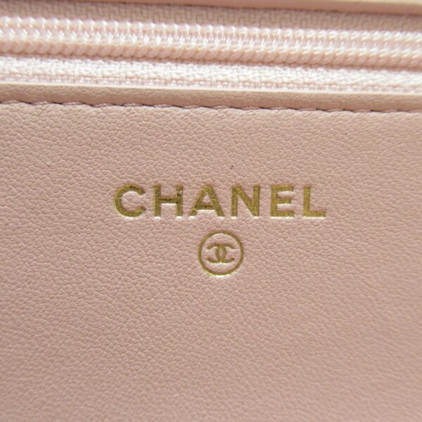 2101217383882 10 CHANEL Chanel19 Chain Wallet Shoulder Bag Lambskin Pink