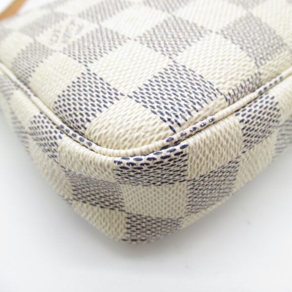 2101217468213 6 Louis Vuitton Pochette Accessoire Pouch Damier Azur White