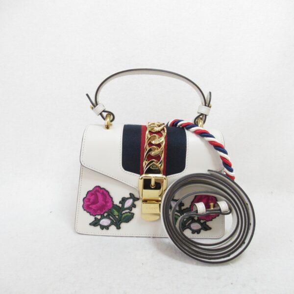 2101217468367 2 Gucci Sylvie 2Way Shoulder Bag White