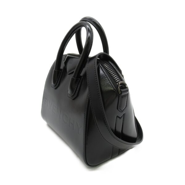 2101217483995 2 Givenchy Leather 2Way Shoulder Bag Black