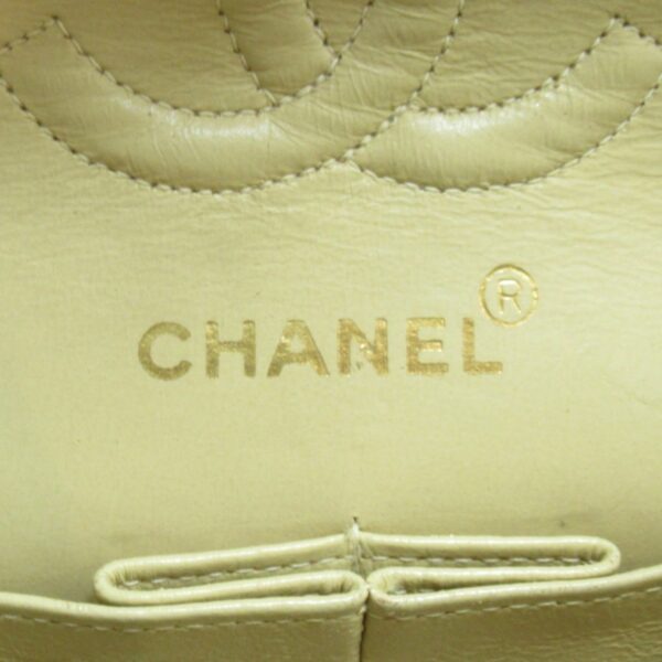 2101217510813 14 CHANEL Matelasse Chain Shoulder Bag Lambskin Beige