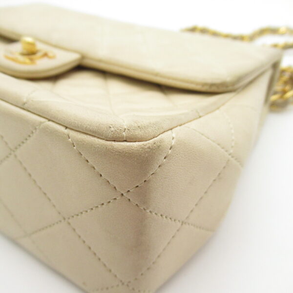 2101217515160 6 CHANEL Matelasse Chain Shoulder Bag Lambskin White Cream