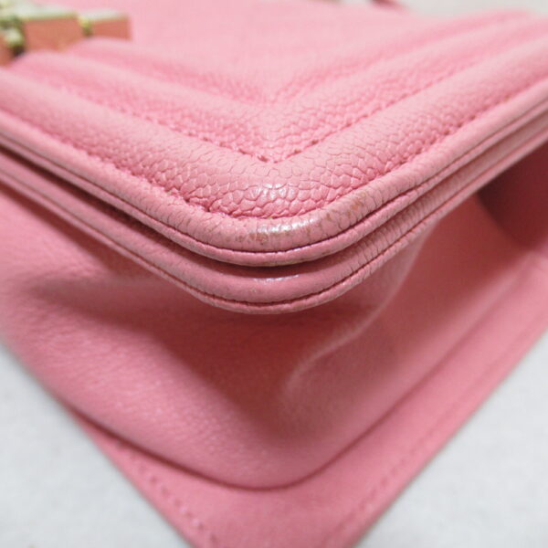 2101217569620 9 CHANEL Boy Chanel Chain Shoulder Bag Caviar Skin Pink