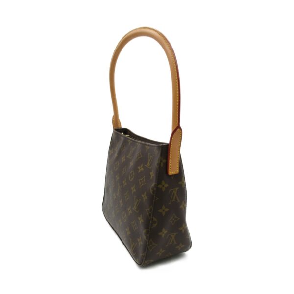 2101217582919 2 Louis Vuitton Looping MM Shoulder Bag Monogram Brown