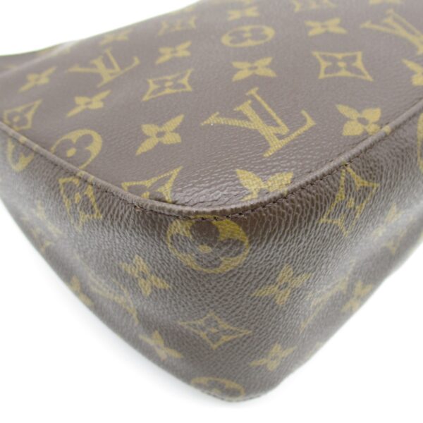 2101217582919 6 Louis Vuitton Looping MM Shoulder Bag Monogram Brown