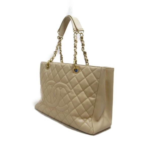 2101217623513 4 CHANEL GST Tote Bag Caviar Skin Beige