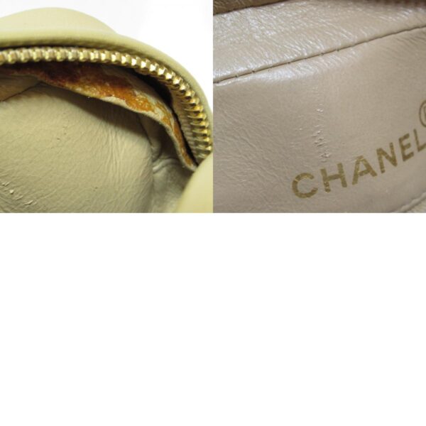 2101217624725 11c CHANEL Chain Shoulder Bag Leather Beige