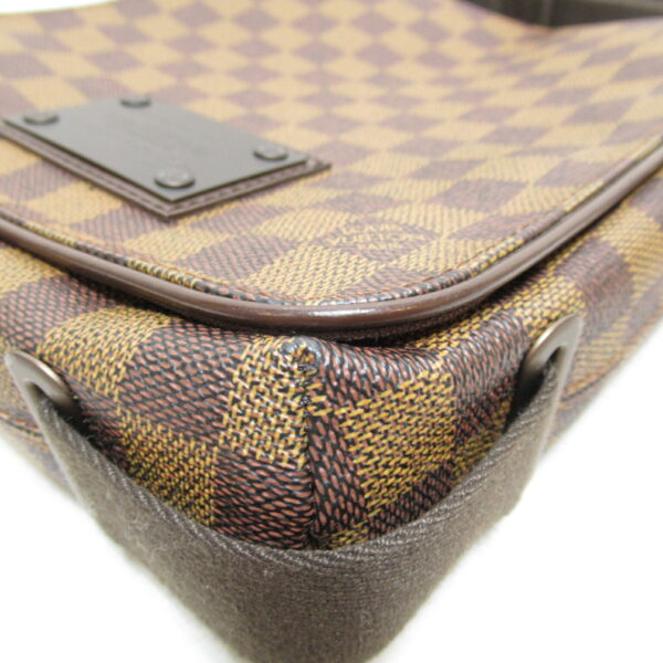 2101217641708 6 Louis Vuitton Brooklyn Messenger Bag Damier Brown