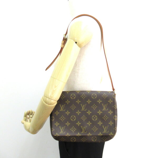 2101217746007 5 Louis Vuitton Musette Tango Short Shoulder Bag Brown