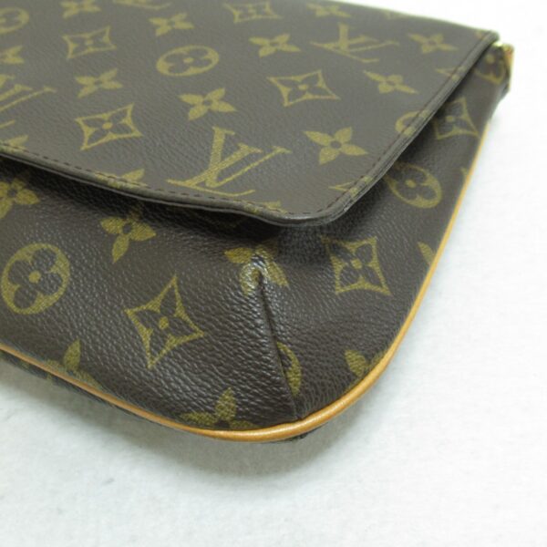 2101217746960 7 Louis Vuitton Musette Tango Short Shoulder Bag Monogram Brown