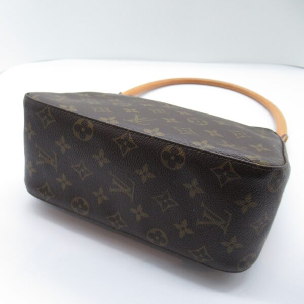 2101217769662 6 Louis Vuitton Looping MM Shoulder Bag Monogram Brown