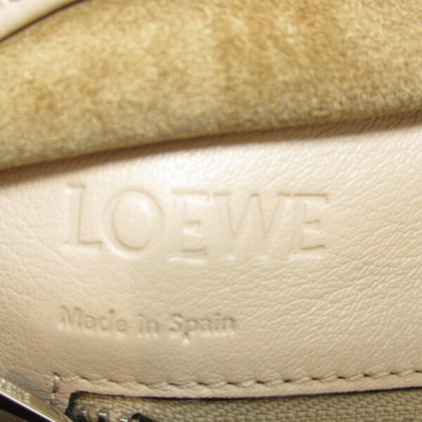 2101217770002 10 Loewe Amazona 28 Leather 2Way Handbag Beige