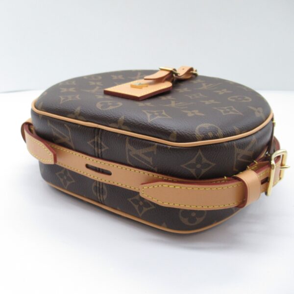 2101217772433 6 Louis Vuitton Boite Chapeau Souple MM Shoulder Bag Monogram Brown