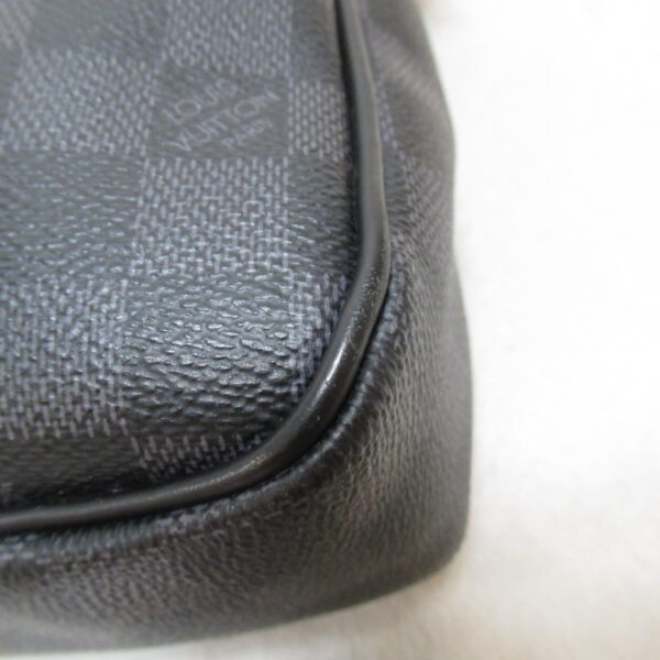 2101217791076 6 Louis Vuitton Porte de Cumin PM Bag Damier Graphite Black