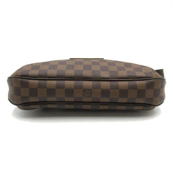 2101217806879 4 LOUIS VUITTON Thames PM Shoulder Bag Damier Brown