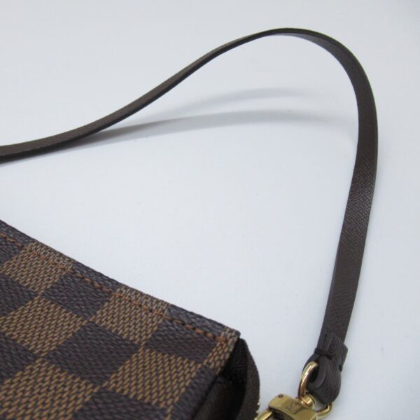 2101217807241 9 LOUIS VUITTON Truth Makeup Accessory Pouch Damier Brown