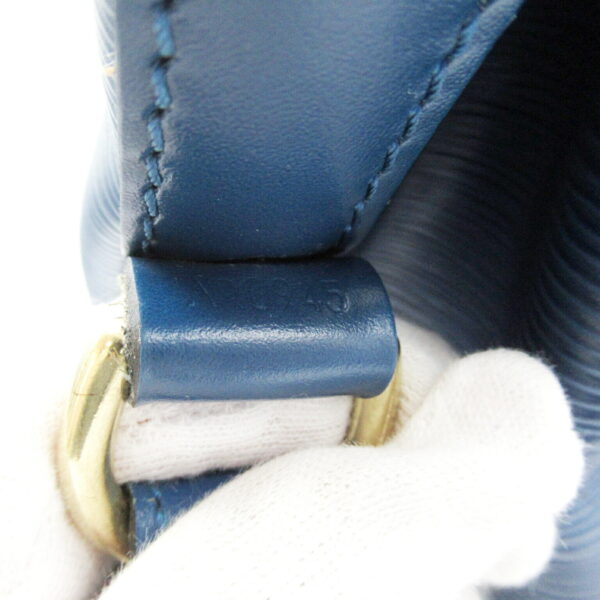 2101217818889 8 LOUIS VUITTON Noe Shoulder Bag Epi Blue