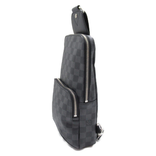 2101217826716 3 LOUIS VUITTON Avenue Sling Bag Damier Graphite Black