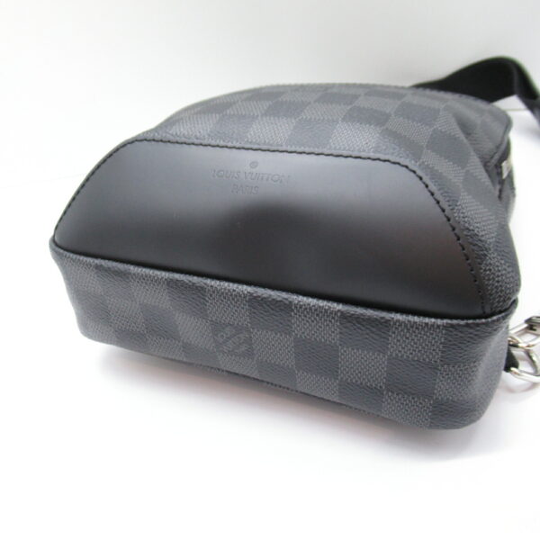 2101217826716 4 LOUIS VUITTON Avenue Sling Bag Damier Graphite Black