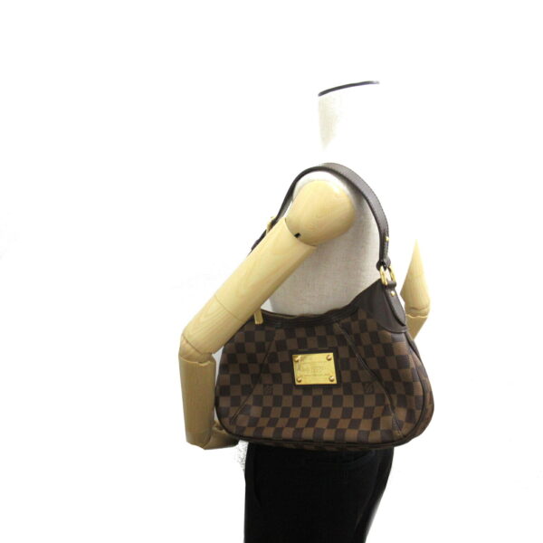 2101217826990 5 LOUIS VUITTON Thames PM Shoulder Bag Damier Brown