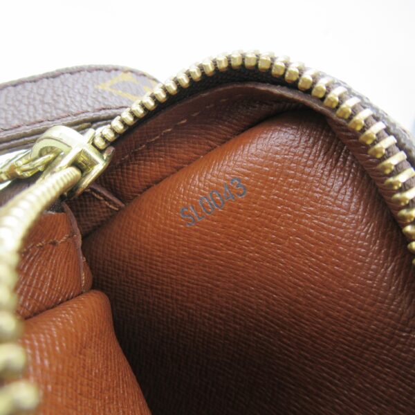 2101217833905 7 LOUIS VUITTON Danube Shoulder Bag Monogram Brown