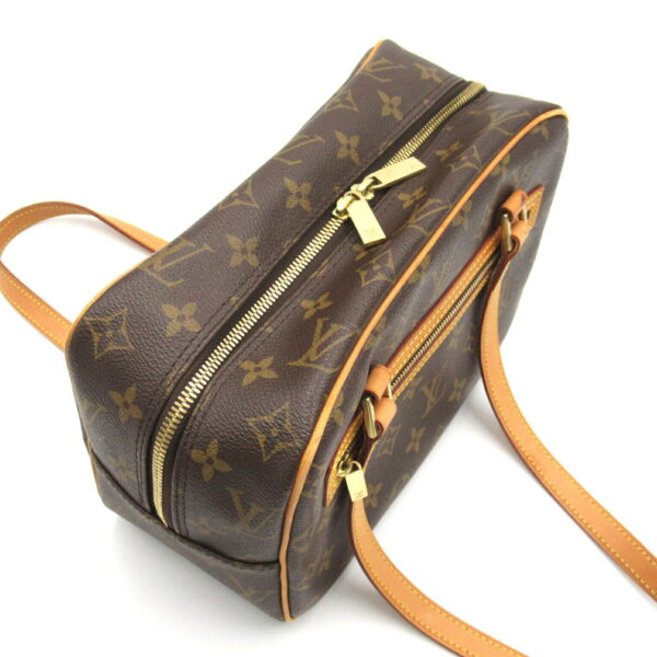 2101217835848 4 LOUIS VUITTON Cite MM Shoulder Bag Monogram Bag Brown