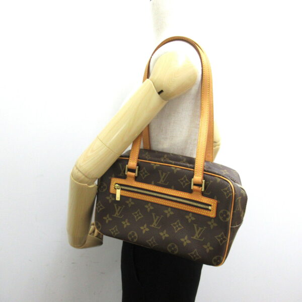 2101217835848 6 LOUIS VUITTON Cite MM Shoulder Bag Monogram Bag Brown