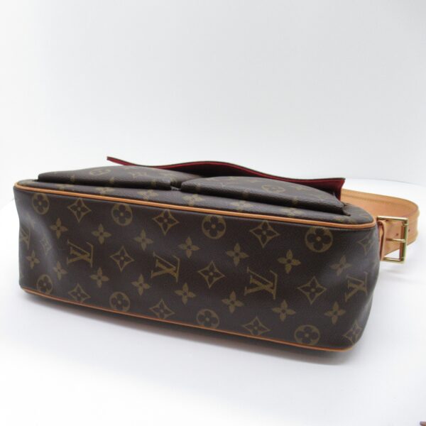 2101217849975 6 LOUIS VUITTON Viva City GM Shoulder Bag Monogram Bag Brown