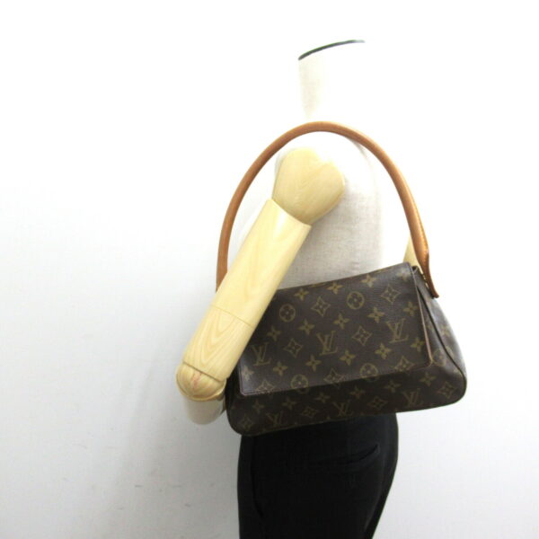 2101217872539 5 Louis Vuitton Mini Looping Monogram Shoulder Bag Brown