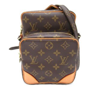 2101217902212 5 LOUIS VUITTON Selenga Taiga Esepia clutch bag