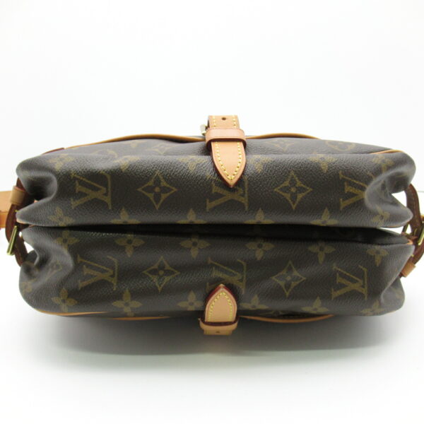 2101217917964 6 Louis Vuitton Saumur 30 Monogram Shoulder Bag Brown