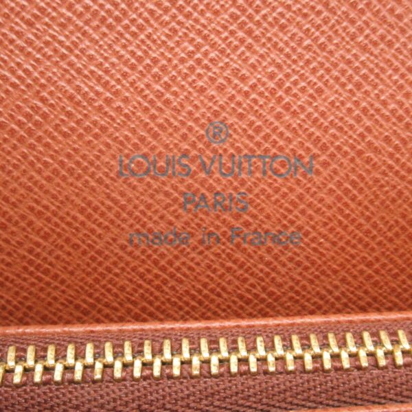 2101217928182 11 Louis Vuitton Concorde Monogram Handbag Brown