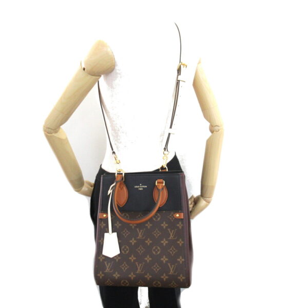 2101217972598 5 Louis Vuitton Fold Tote MM Monogram 2 Way Shoulder Bag Brown