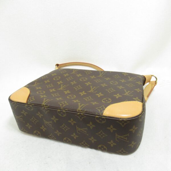 2101217980975 5 Louis Vuitton Boulogne 30 Monogram Shoulder Bag Brown