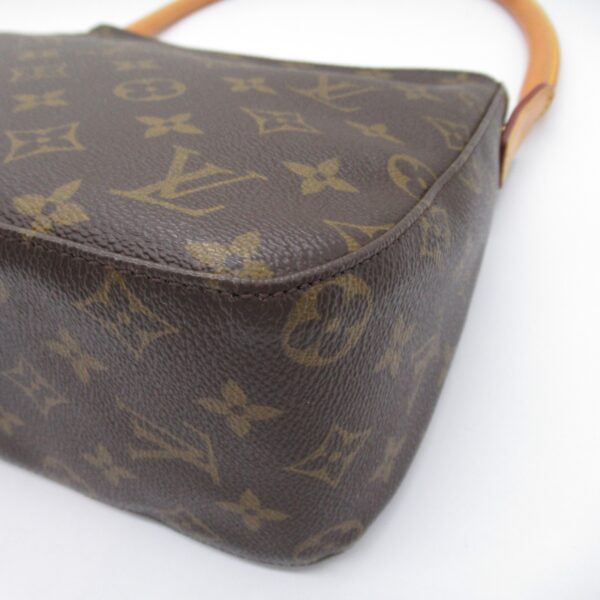 2101217981002 8 Louis Vuitton Looping MM Monogram Shoulder Bag Brown