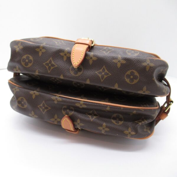 2101217984256 6 Louis Vuitton Saumur 30 Monogram Shoulder Bag Brown