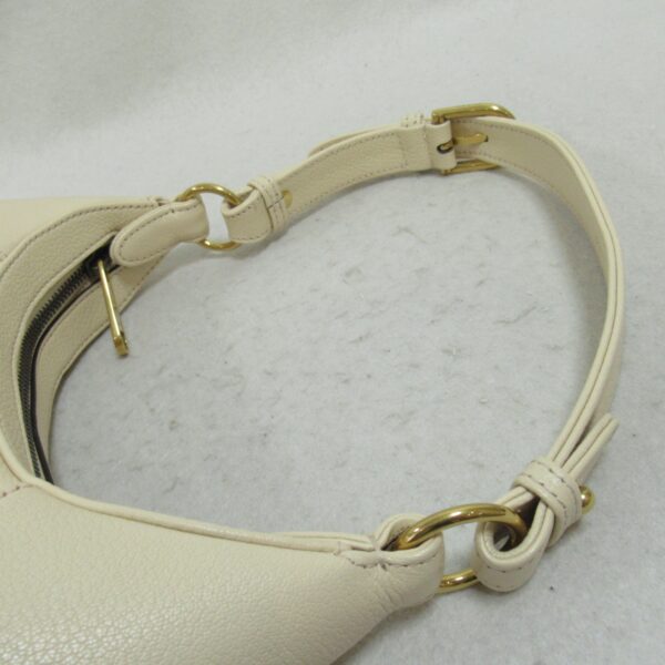 2101218003277 8 Gucci Aphrodite Shoulder Bag Ivory