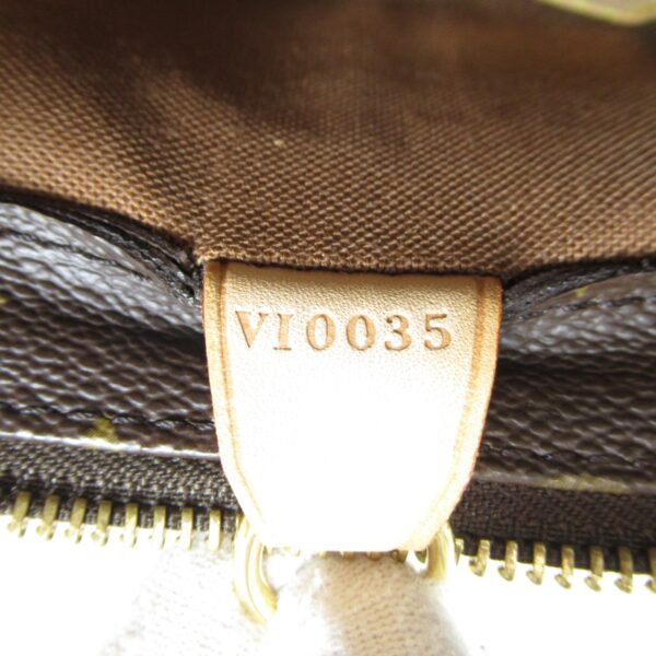 2101218059489 11 Louis Vuitton Hippo Piano Tote Bag Monogram Brown