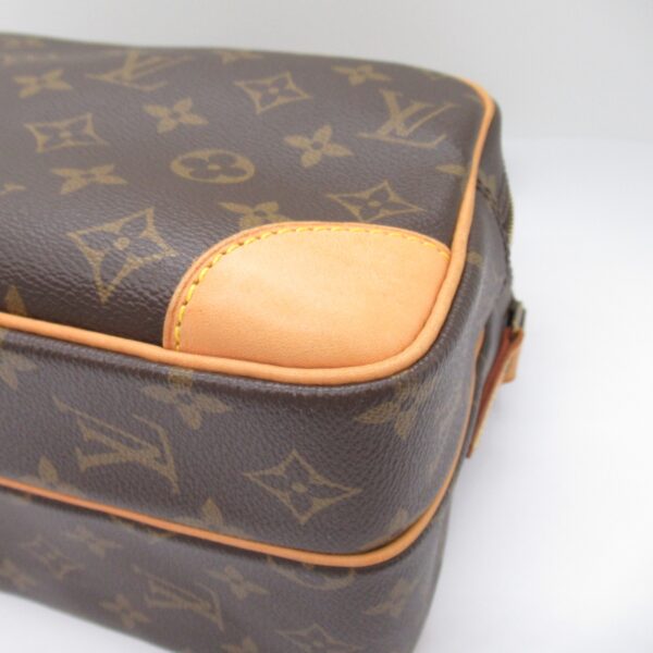 2101218059632 6 Louis Vuitton Nile Shoulder Bag Monogram Brown