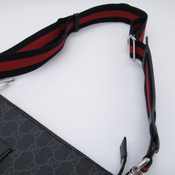 2101218059700 10 Gucci Gg Supreme Shoulder Bag Black